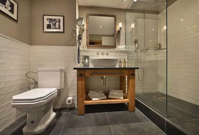 اتاق راحتی, Loft Hotel Bratislava