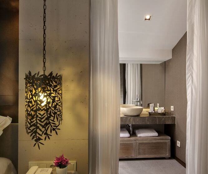 Люкс Премиум, Marti Hemithea