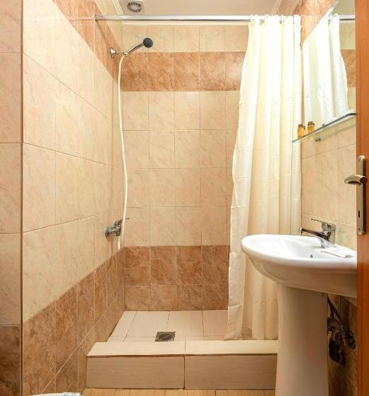 غرفة قياسية فردية, Nea Metropolis