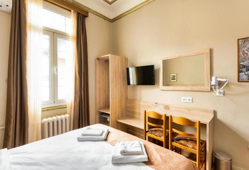 غرفة قياسية, Nea Metropolis