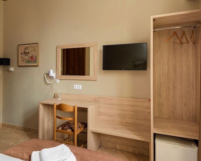 غرفة قياسية فردية, Nea Metropolis