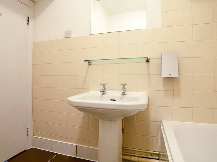 스탠다드 룸, OYO London Luton