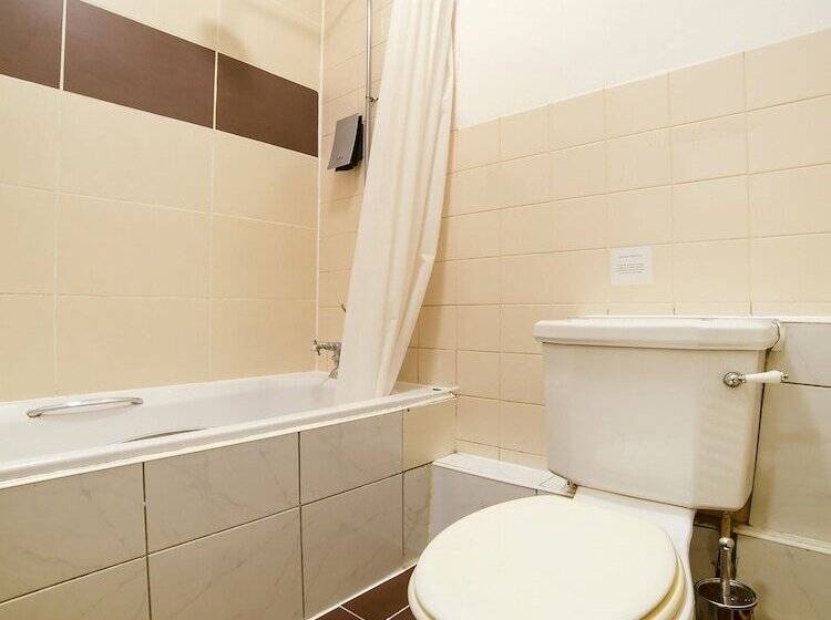 اتاق استاندارد, OYO London Luton