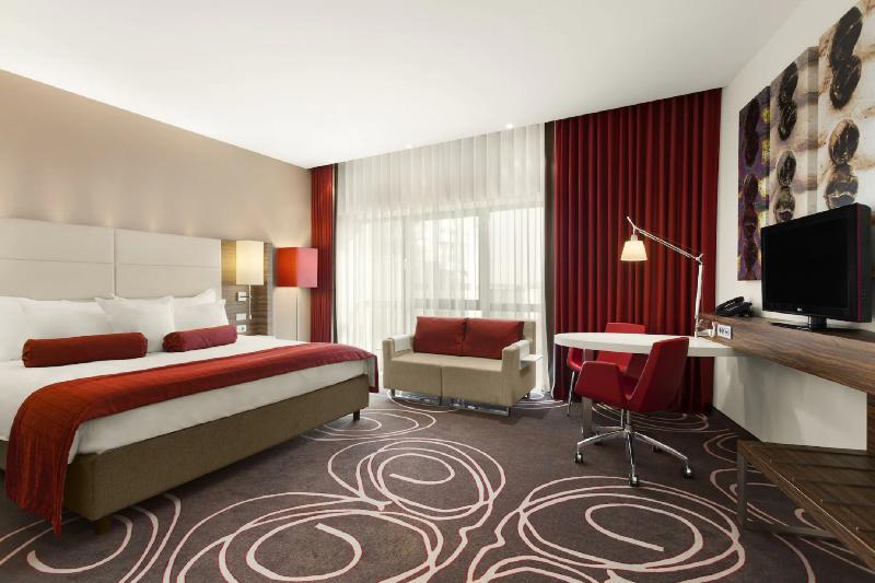 Номер Executive, Ramada By Wyndham Pitesti
