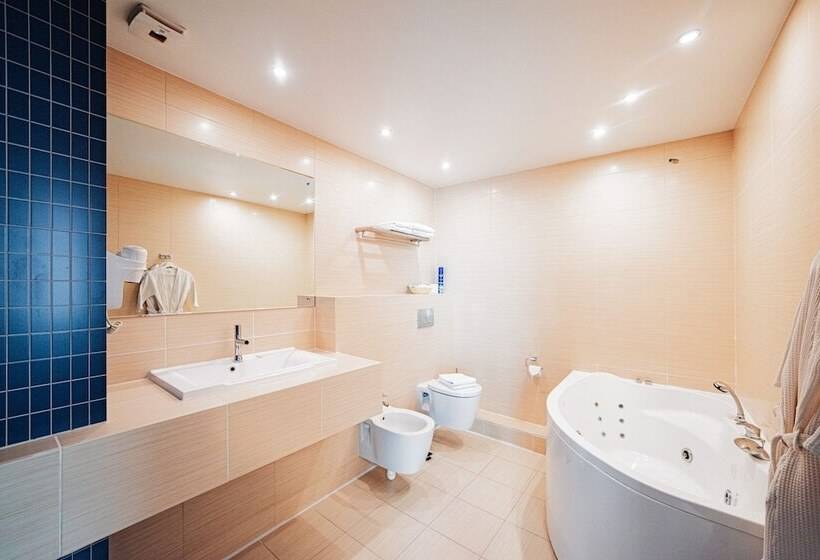 デラックスルーム, Shato City