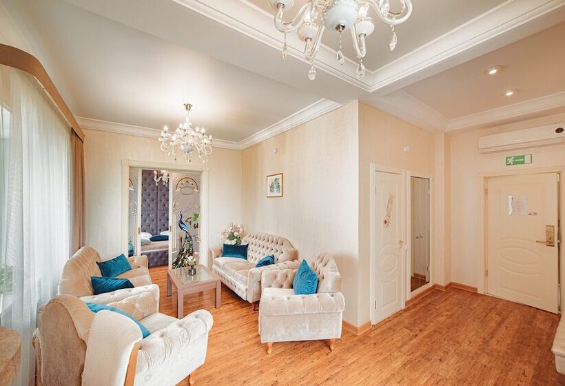 スイート, Shato City