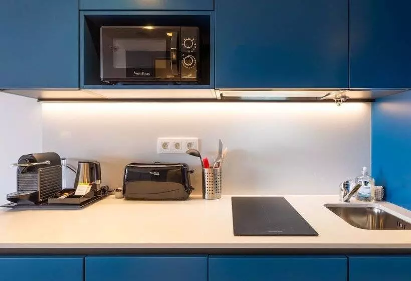استودیوی استاندارد با تخت دوبل, Staybridge Suites   Cannes Centre, An Ihg