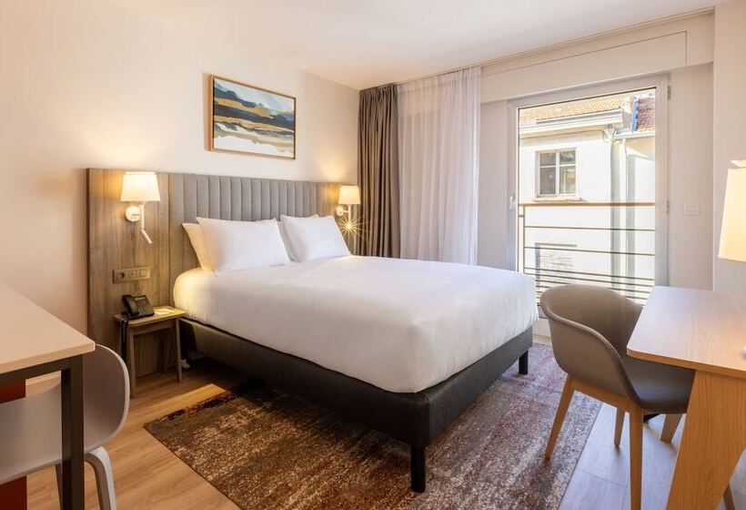 스탠다드 스튜디오, Staybridge Suites   Cannes Centre, An Ihg
