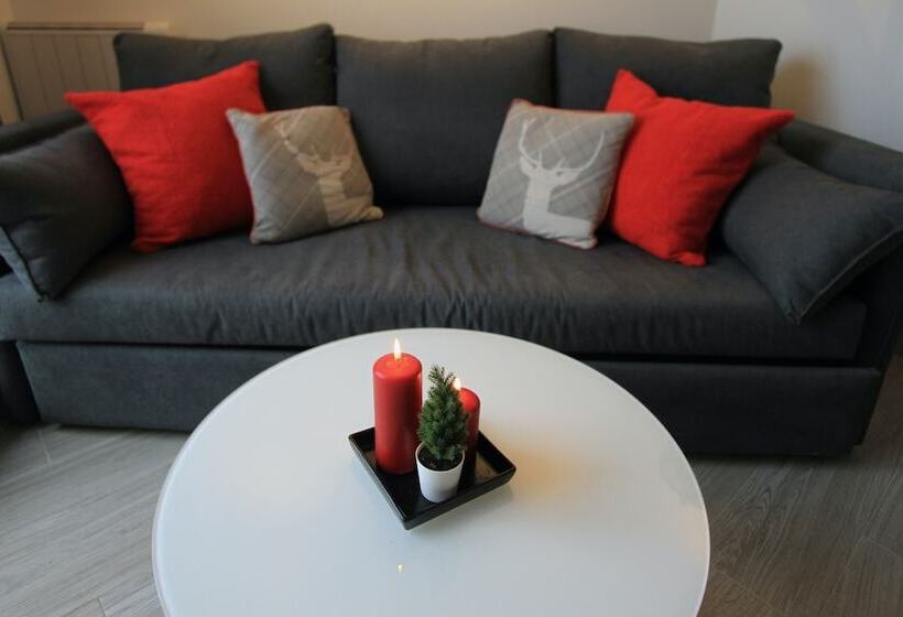 إستوديو قياسى, Inside Plaza Sierra Nevada