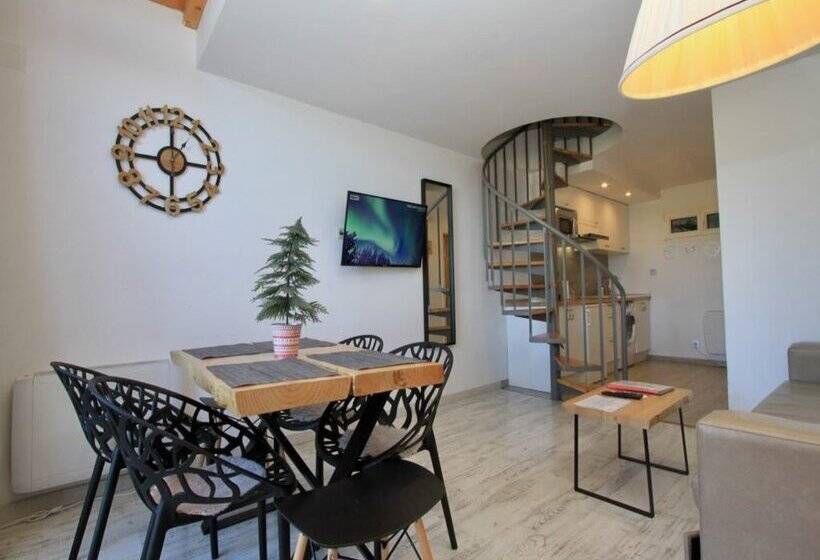 شقة دوبلكس غرفتين نوم, Inside Plaza Sierra Nevada