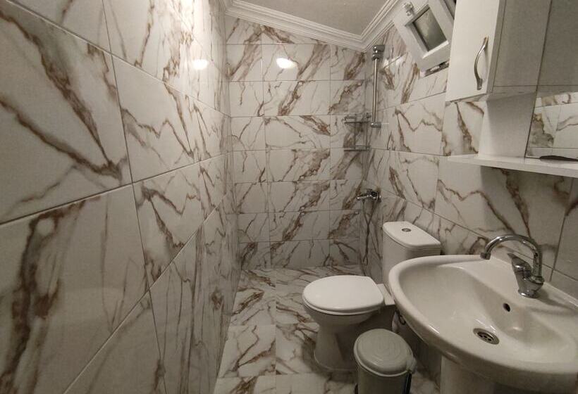 经济房, Karaca Apart