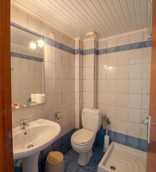 Номер Стандарт Вид на Горы, Marialena