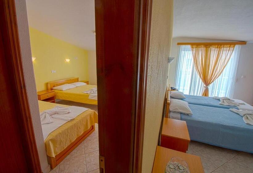 Апартаменты 1 Спальня Вид на Море, Marialena