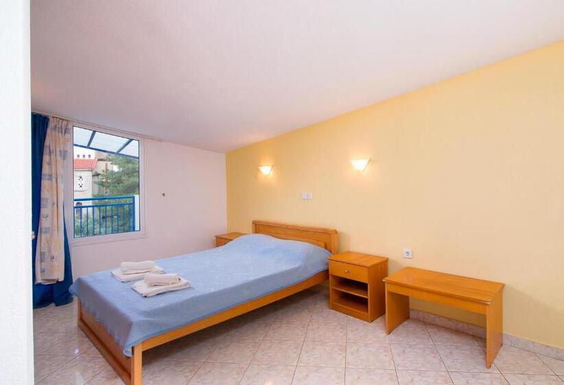 Апартаменты 1 Спальня с Видом, Marialena