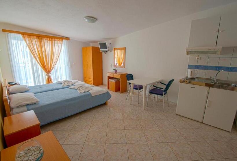 Апартаменты 1 Спальня Вид на Море, Marialena