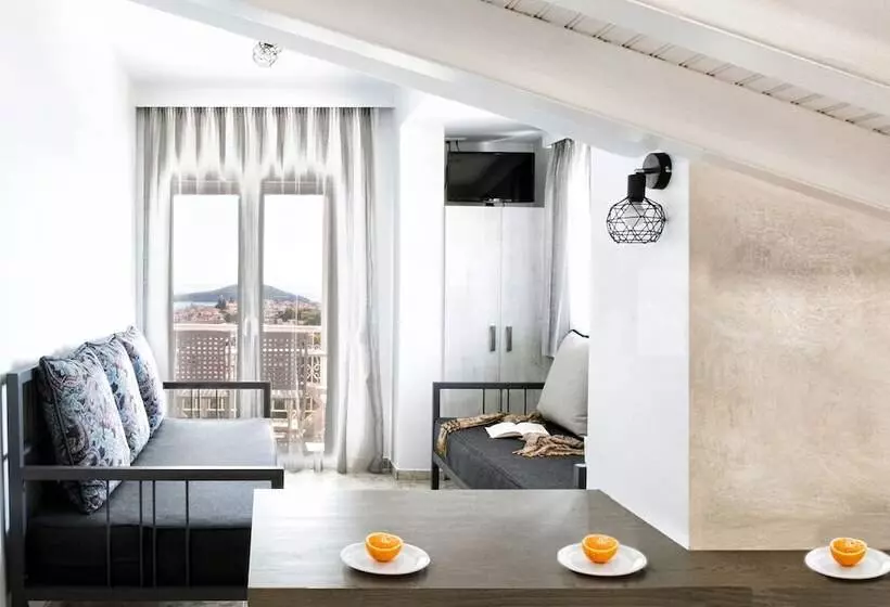 オーシャンビューのスーペリアー１ベッドルームアパートメント, Poseidon Villas