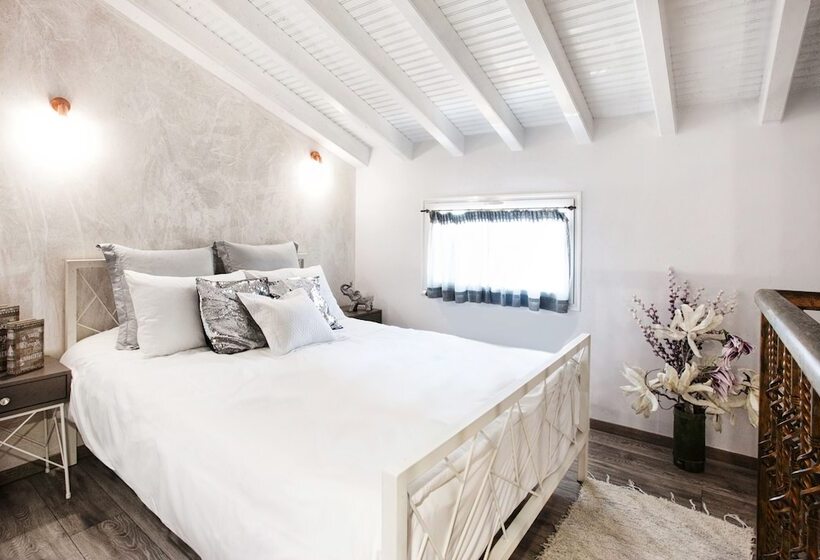 شقة سوبيريور غرفة نوم واحدة مطلّة علي البحر, Poseidon Villas