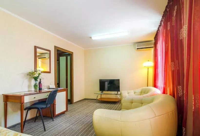 اتاق سوپریور, Raziotel Kryvyi Rih