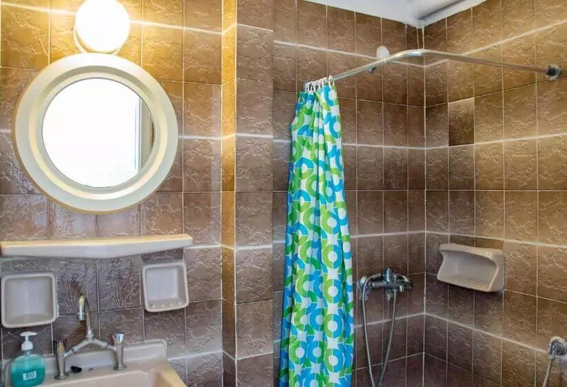 Studio Standard avec Balcon, Tarsanas