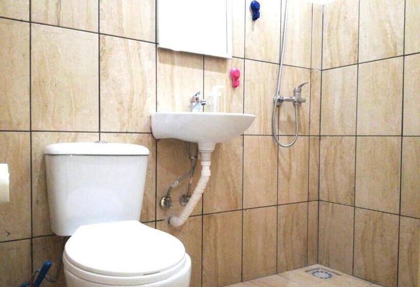 Quarto Triplo Economy, Belém Backpackers