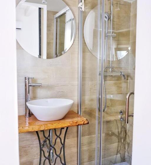 חדר דלוקס עם מרפסת נוף לים, Nap25guesthouse