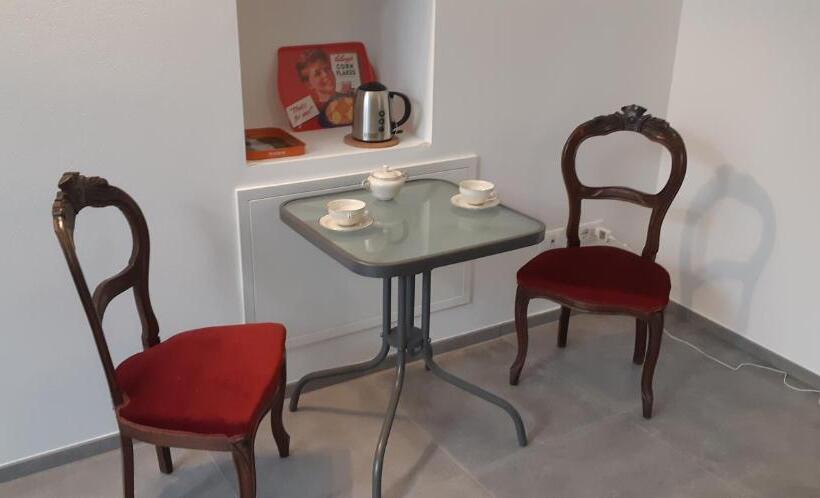 חדר קומפורט לשלושה, Guest House Green Heart