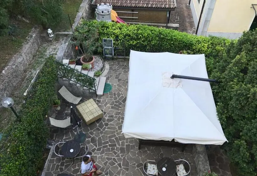 エコノミールーム, Villa Corteolivo Rooms