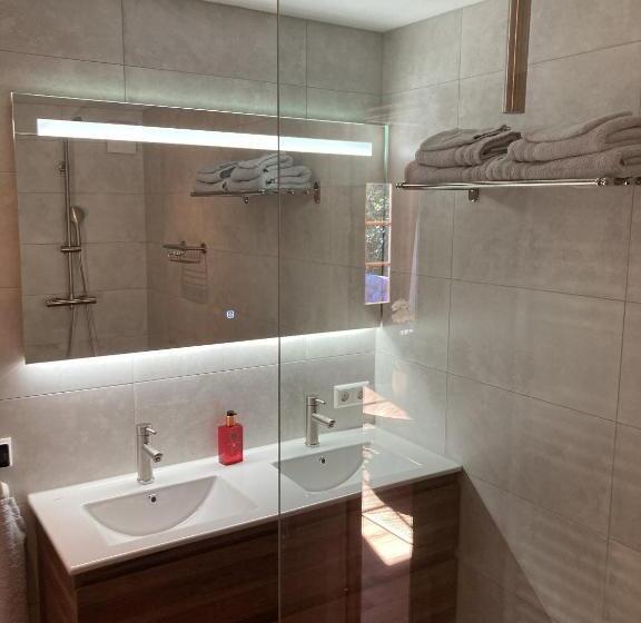 Студио Стандарт Кровать Кинг, B&b Porcini