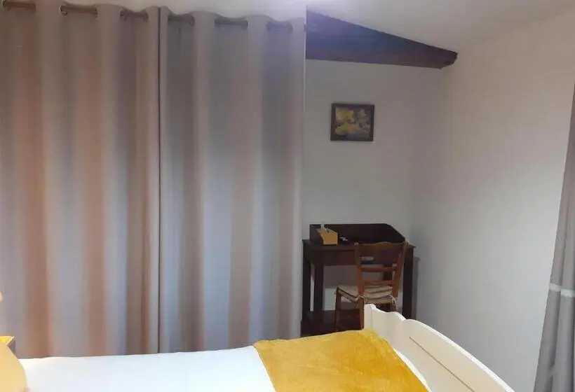 スタンダード4人部屋, Domaine De La Sauzaie