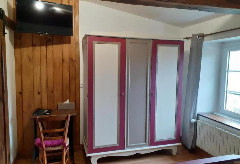 家庭间, Domaine De La Sauzaie