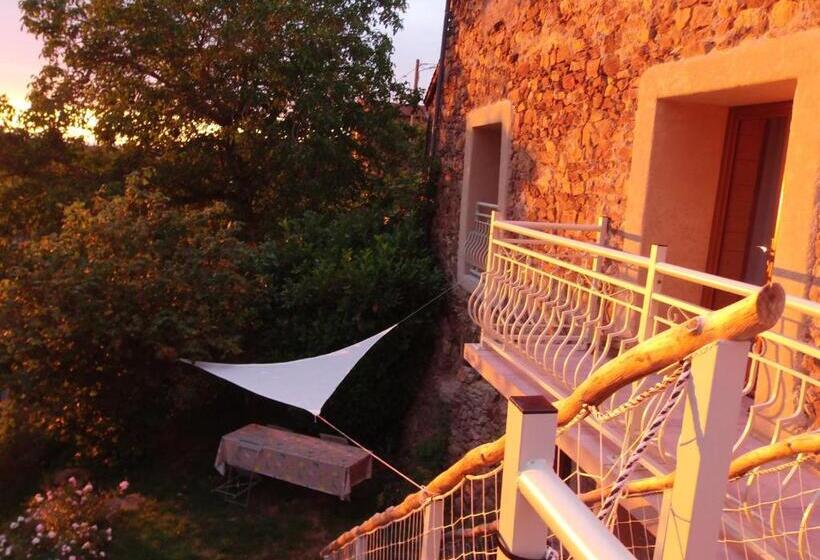 Family Suite, Le Vallon D Armandine, Gîte écologique Auvergne