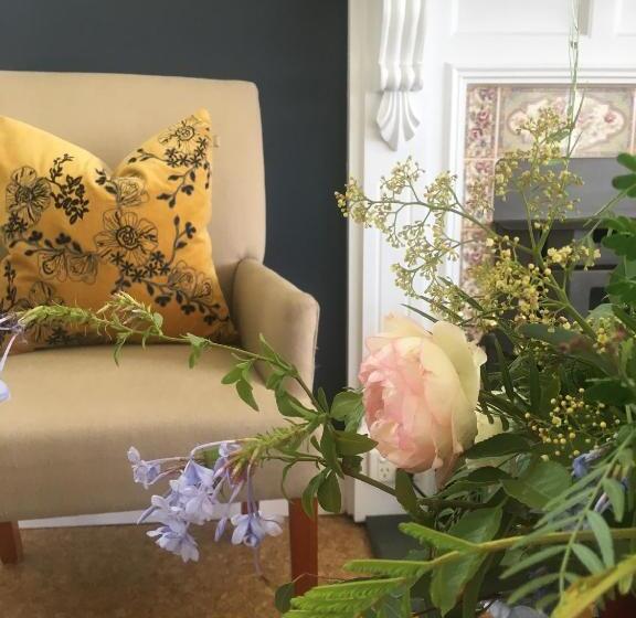 Suite with lake view, The Lake House Retreat