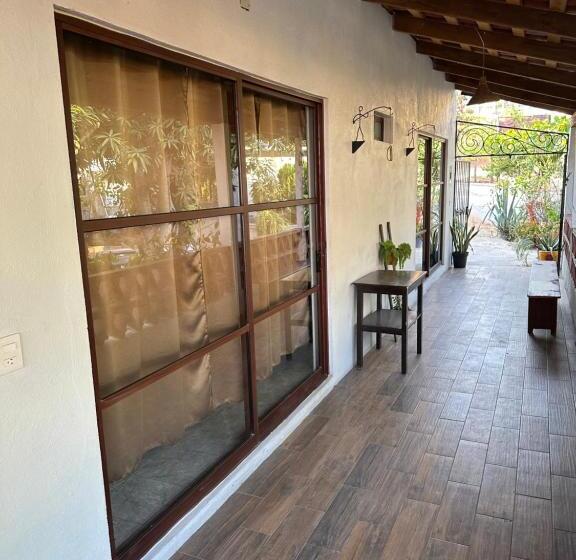 デラックススタジオ, Cabañas Pepe