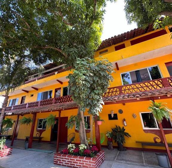 デラックススタジオ, Cabañas Pepe