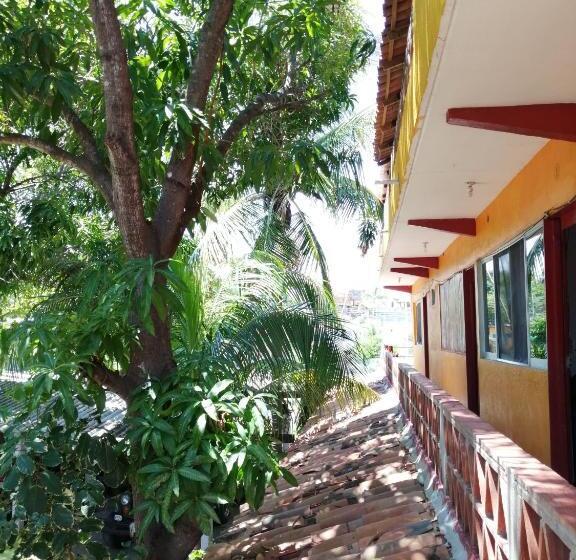 コンフォートトリプルルーム, Cabañas Pepe