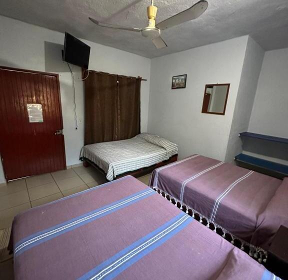 コンフォートトリプルルーム, Cabañas Pepe