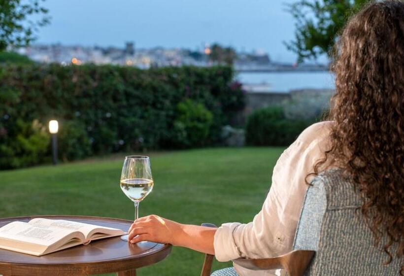 Люкс Кровать Кинг, Orablu Exclusive Villas