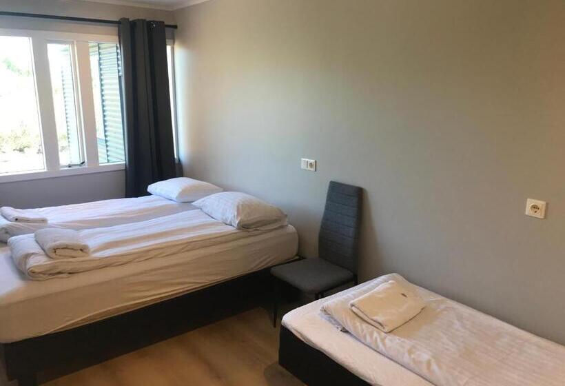 اتاق استاندارد سه نفره, Guesthouse Skógafoss