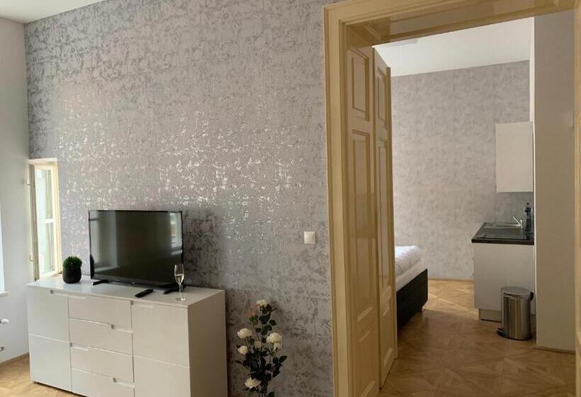 آپارتمان 1 خوابه, Aapartamentoos