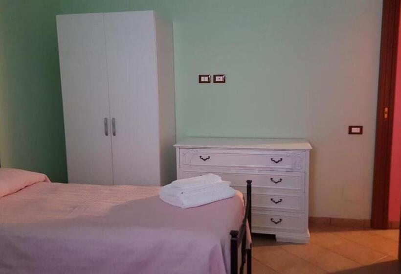 חדר סטנדרט, Il Paradiso