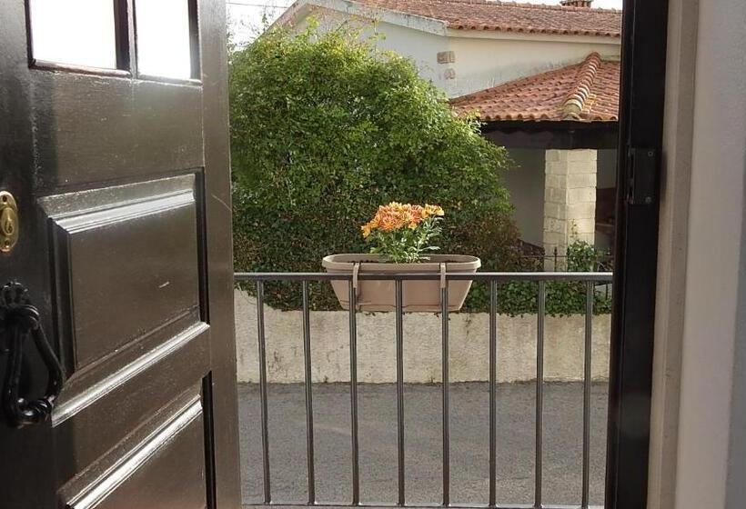 스탠다드 스튜디오, Hospedaria Do Senhor Da Pedra