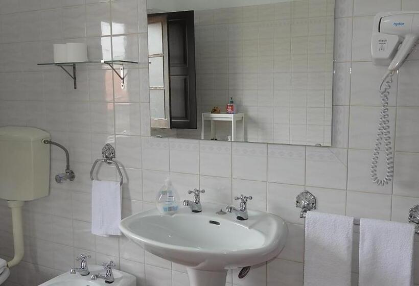 스탠다드 룸, Hospedaria Do Senhor Da Pedra