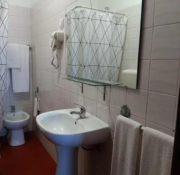 اتاق سوپریور, Hospedaria Do Senhor Da Pedra