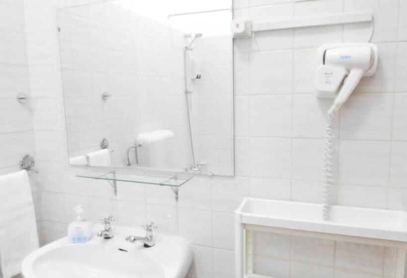 스탠다드 스튜디오, Hospedaria Do Senhor Da Pedra