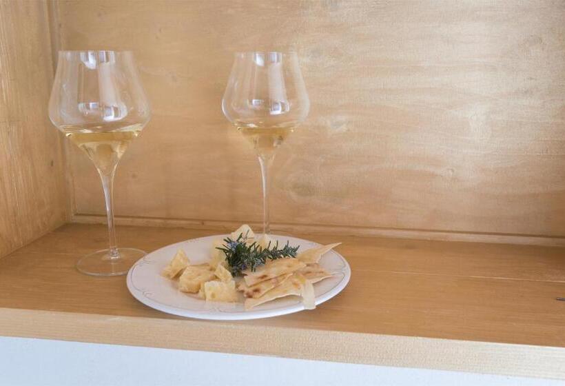 اتاق لوکس, Maso Maroni Agriturismo