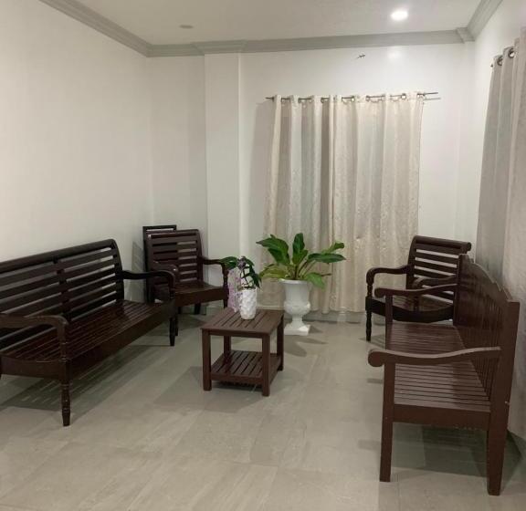 디럭스 패밀리 룸, Soul Travellers Dagatan Castle