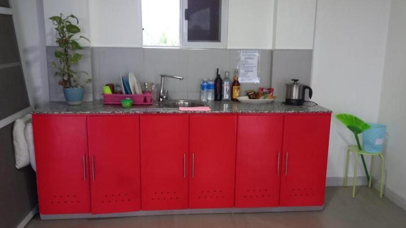 이코노미 룸, Soul Travellers Dagatan Castle