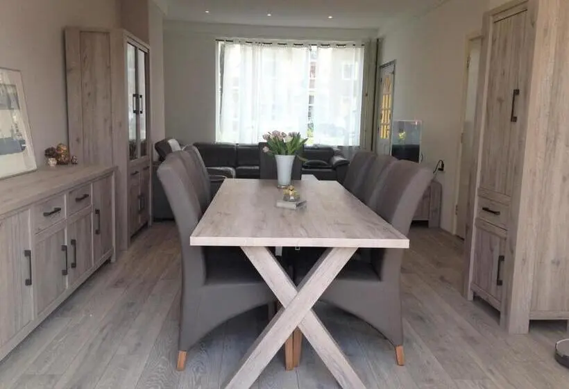 Perhehuone, Westerschelde B&b