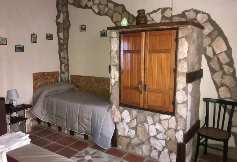 スタンダードトリプルルーム, Agriturismo Villa Assunta