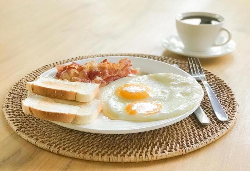 بانگلوی لوکس, Mandala Tribe Treehouses
